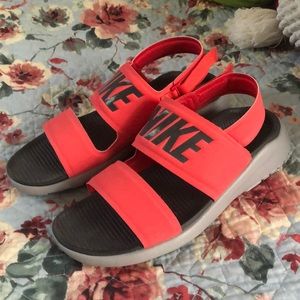 Nike Hotpink Sandals